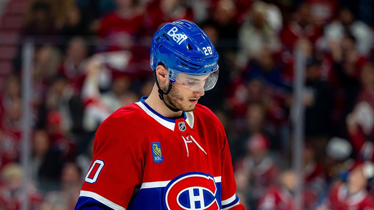 Juraj Slafkovský počas šiesteho zápasu 1. kola play-off NHL Montreal Canadiens - Tampa Bay.
