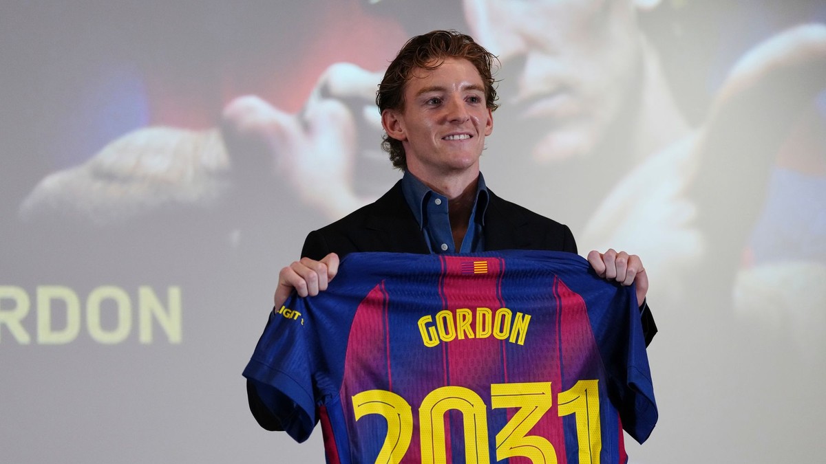 Barcelona podpísala zmluvu s Anthonym Gordonom.