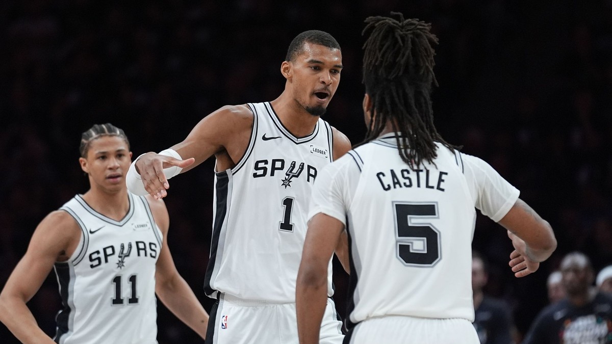 San Antonio Spurs. 