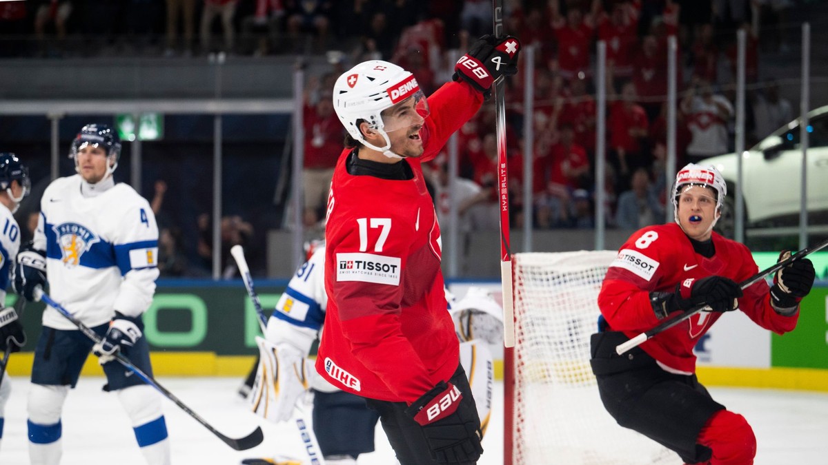 Fotka zo zápasu Švajčiarsko - Fínsko na MS v hokeji 2026.