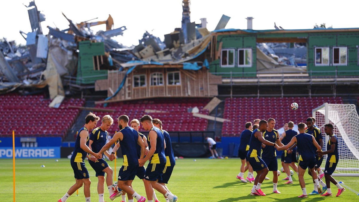 Futbalisti Švédska počas tréningu. 