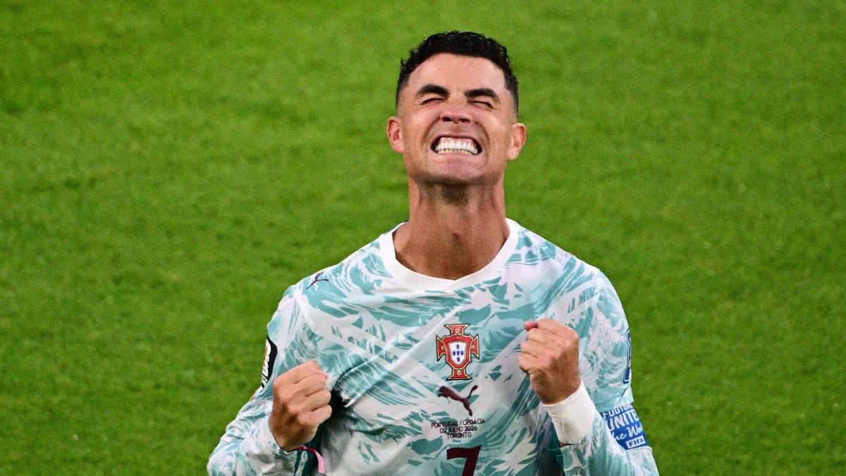 Futbalista Portugalska Cristiano Ronaldo sa raduje z gólu počas šestnásťfinálového zápasu Portugalsko - Chorvátsko na majstrovstvách sveta vo futbale.