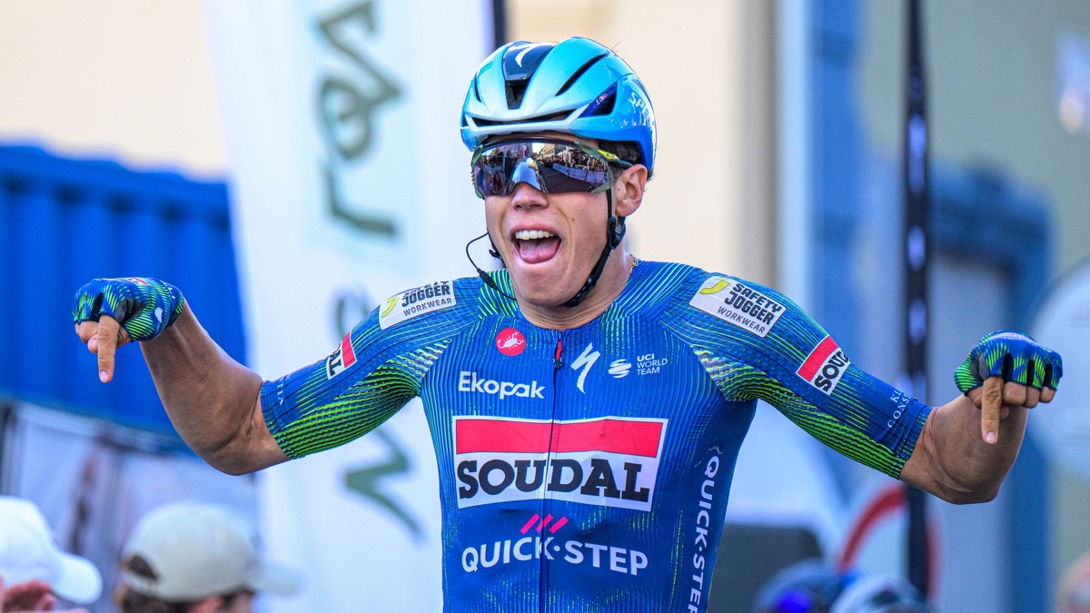 Na snímke francúzsky cyklista Paul Magnier (Soudal Quick-Step).
