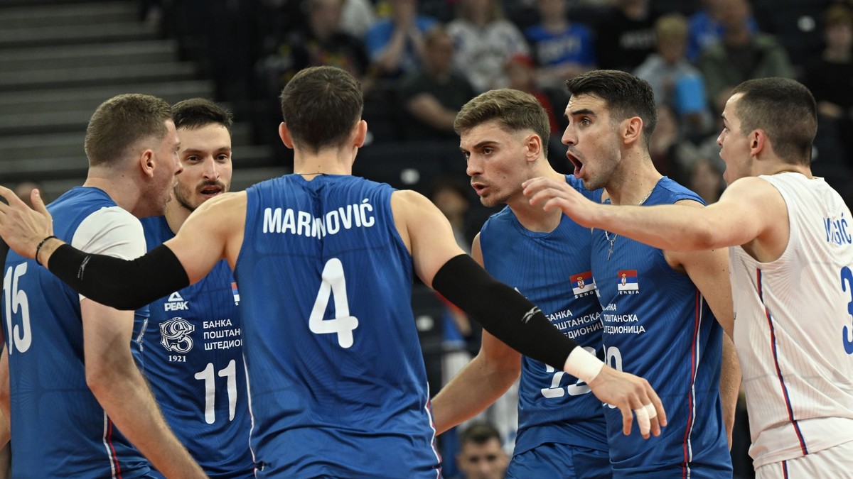 Volejbalisti Srbska v zápase proti Dánsku na ME 2026.