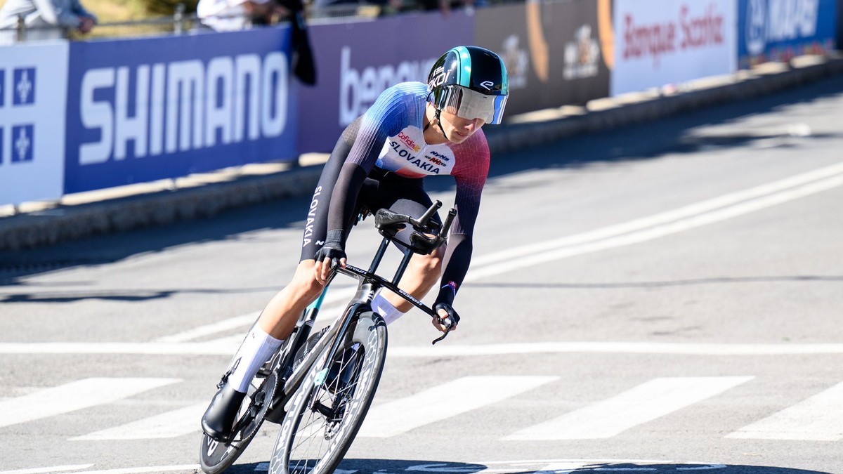 Slovenský cyklista Timotej Michalík počas časovky na MS 2026.