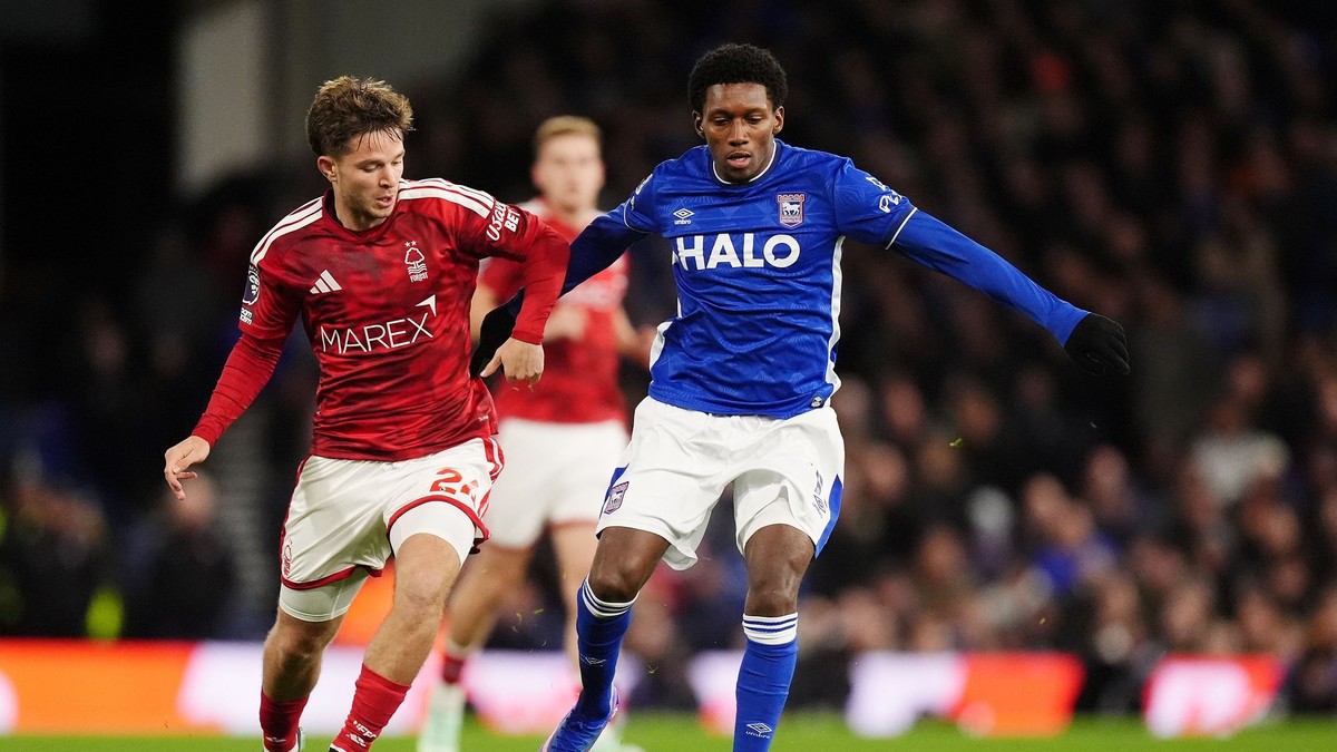 Fotka zo zápasu Ipswich - Nottingham Forest.