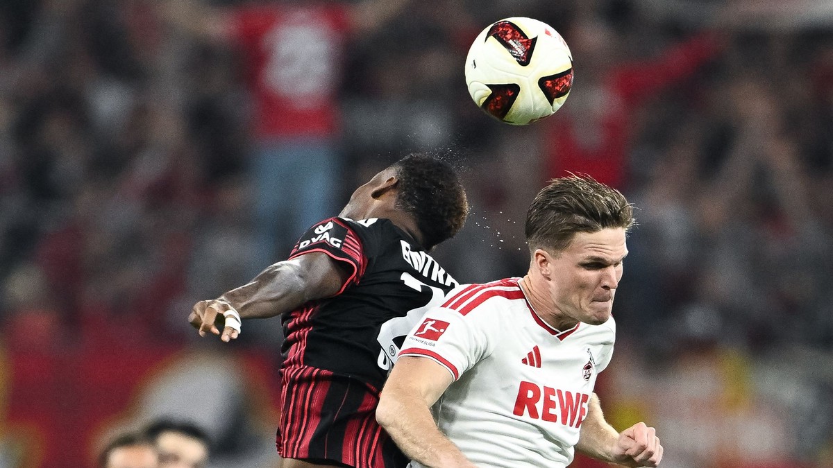 Raphael Onyedika a Marius Buelter.