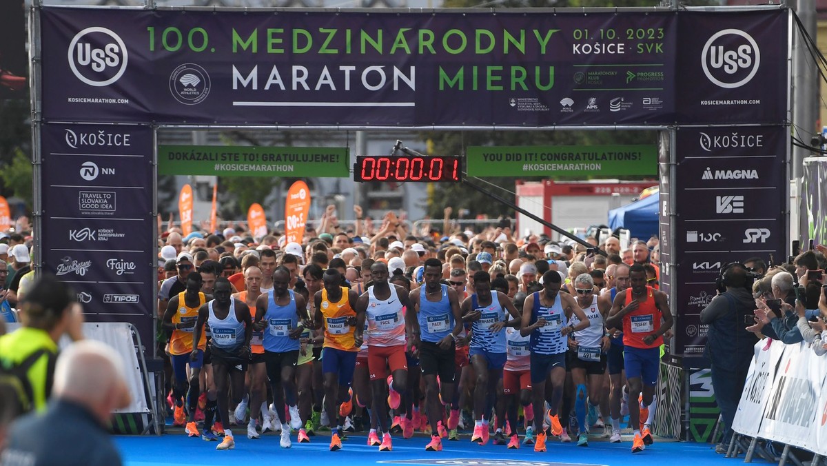 Štart 100. ročníka Medzinárodného maratónu mieru v Košiciach.