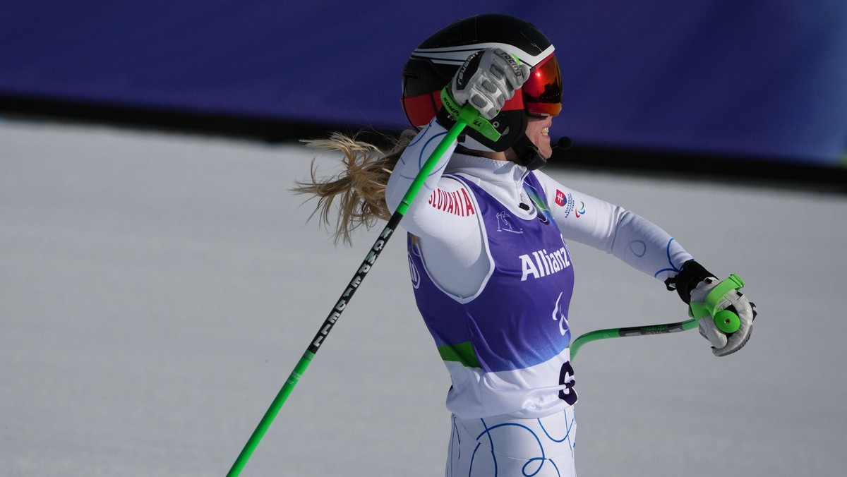 Alexandra Rexová sa raduje v cieli super-G 