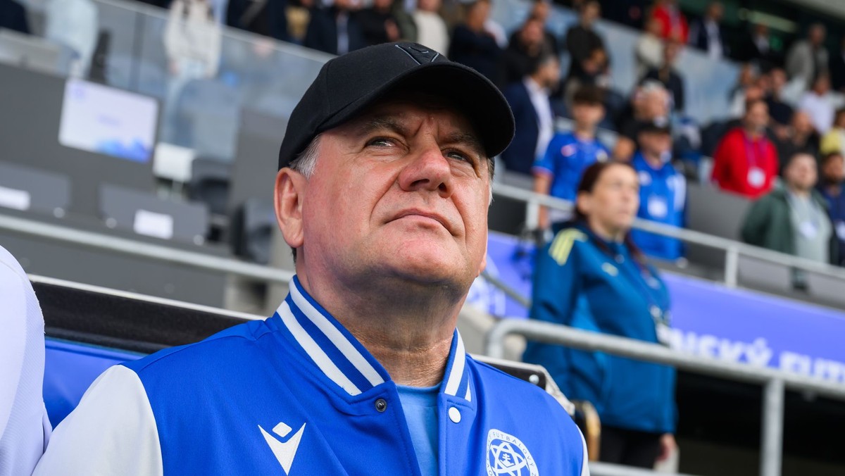 Na snímke tréner slovenskej futbalovej reprezentácie Vladimír Weiss st.