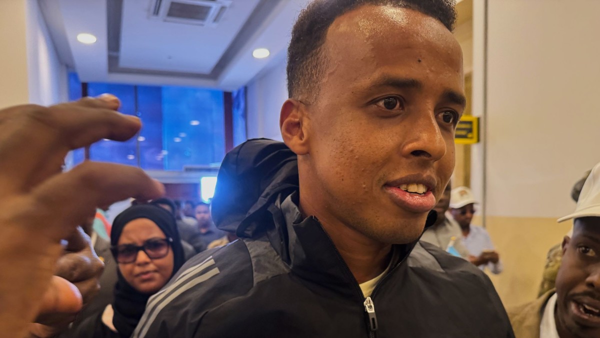 Na snímke somálsky futbalový rozhodca Omar Artan.