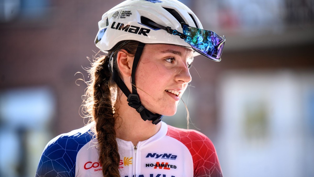 Slovenská cyklistka Lujza Bartošíková počas pretekov junioriek na MS 2026. 