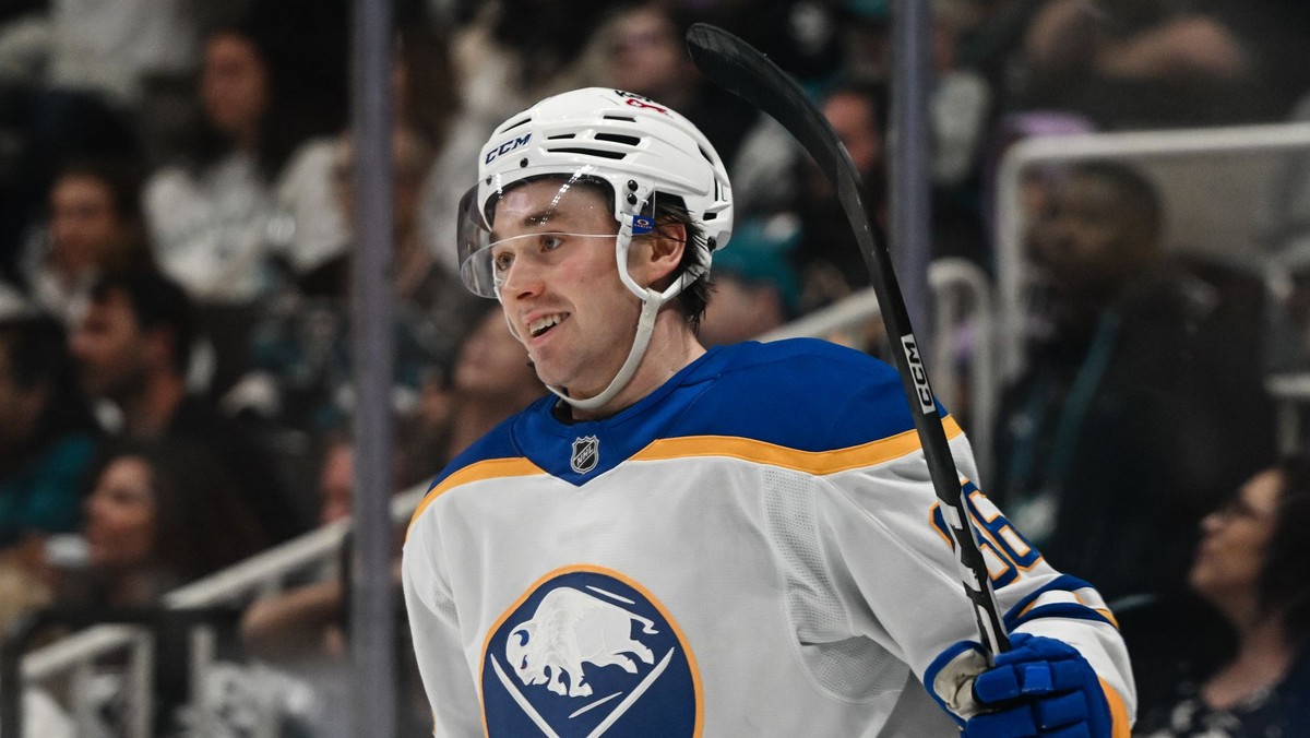 Noah Ostlund.