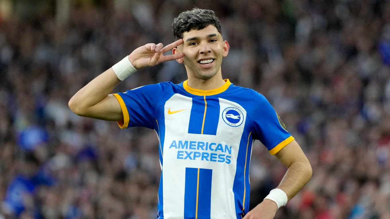 Julio Enciso (Brighton) po góle do siete Manchester City. 