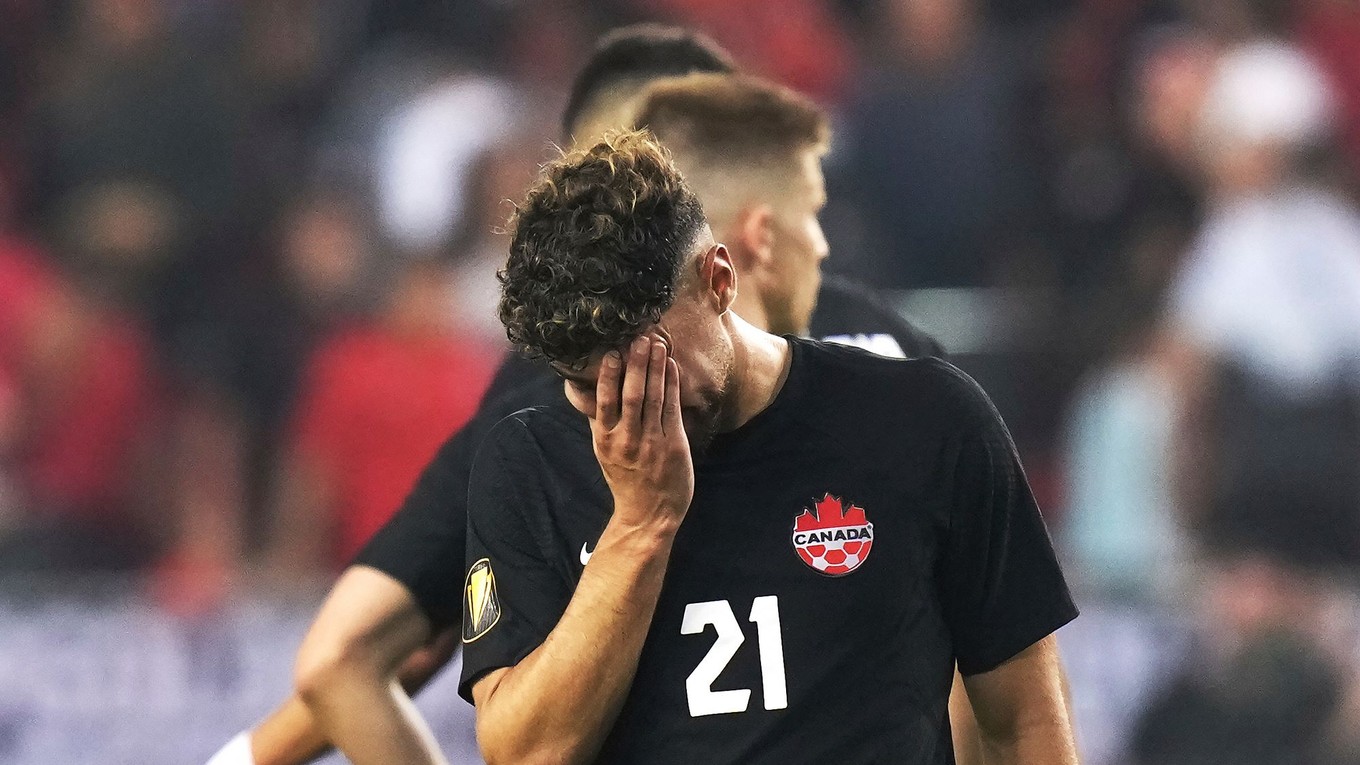 Smutný Jonathan Osorio po remíze s Guadeloupe.