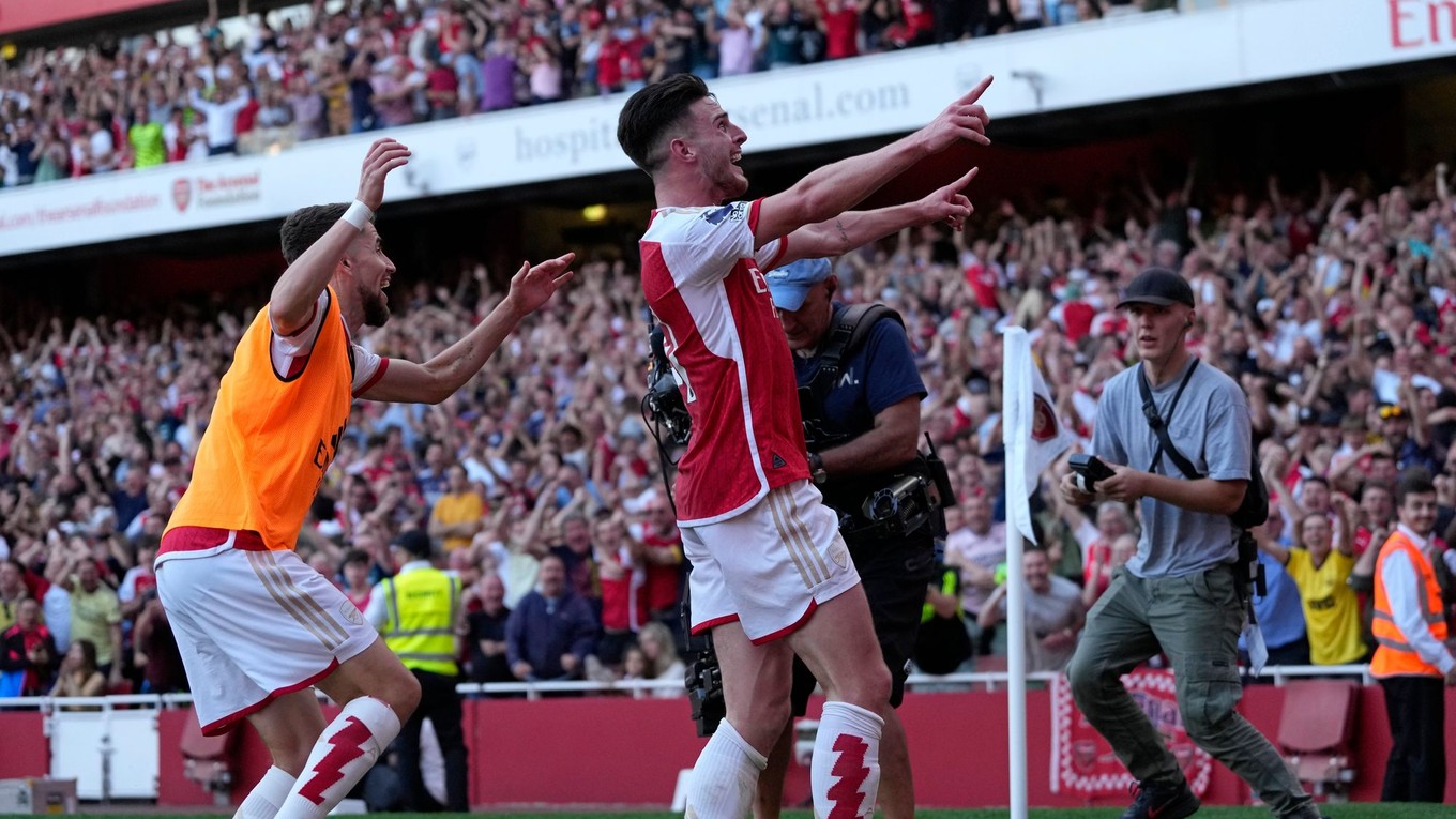 Declan Rice sa teší po strelenom góle v zápase Arsenal FC - Manchester United.