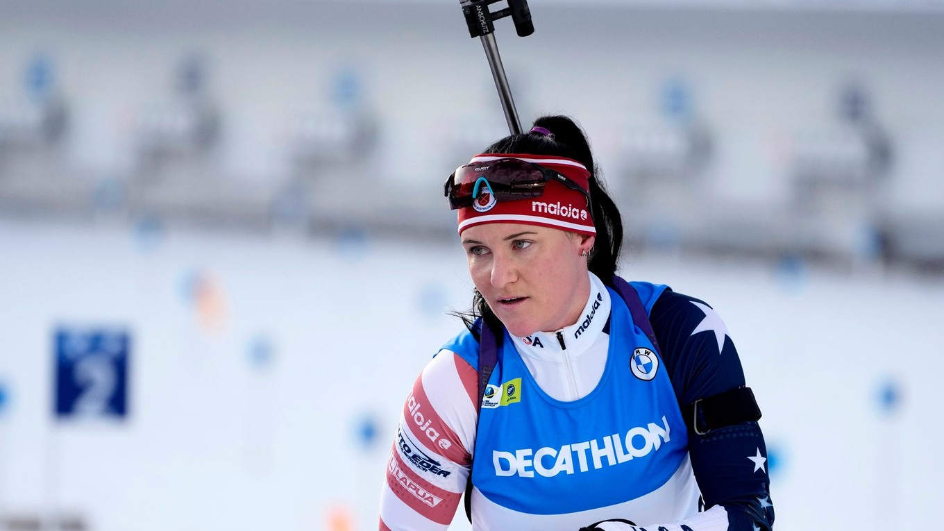 Americká biatlonistka Joanne Reidová počas šprintu žien na 7,5 km v rámci Svetového pohára v slovinskej Pokljuke.