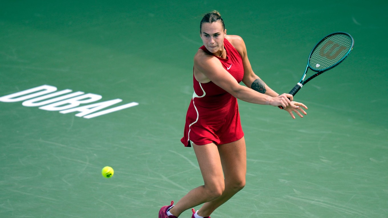 Aryna Sabalenková na turnaji v Dubaji.