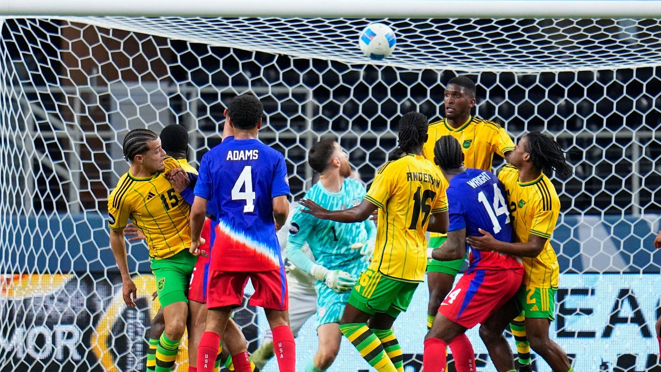 Fotka zo zápasu USA - Jamajka.