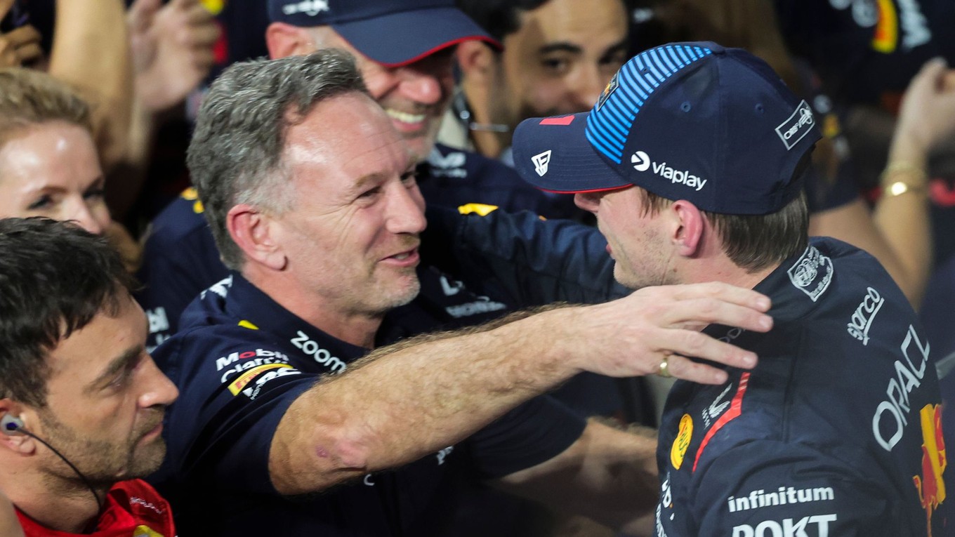 Christian Horner a Max Verstappen z Red Bull Racing po Veľkej cene Saudskej Arábie 2024.