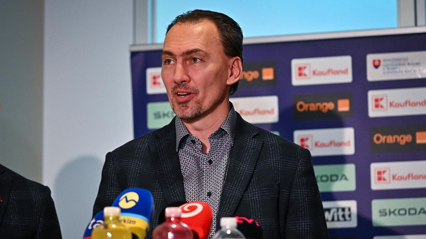 prezident Slovenského zväzu ľadového hokeja (SZĽH) Miroslav Šatan