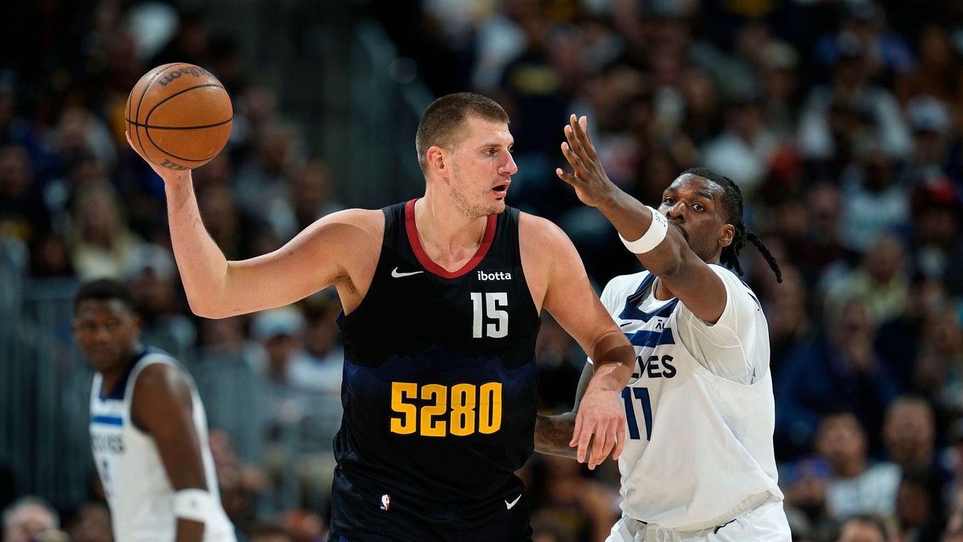 Nikola Jokič v drese Denver Nuggets.