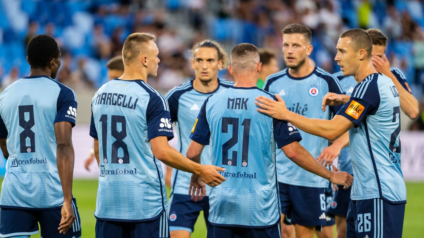 FK Beluša - ŠK Slovan Bratislava: LIVE stream zo zápasu Slovnaft Cupu.