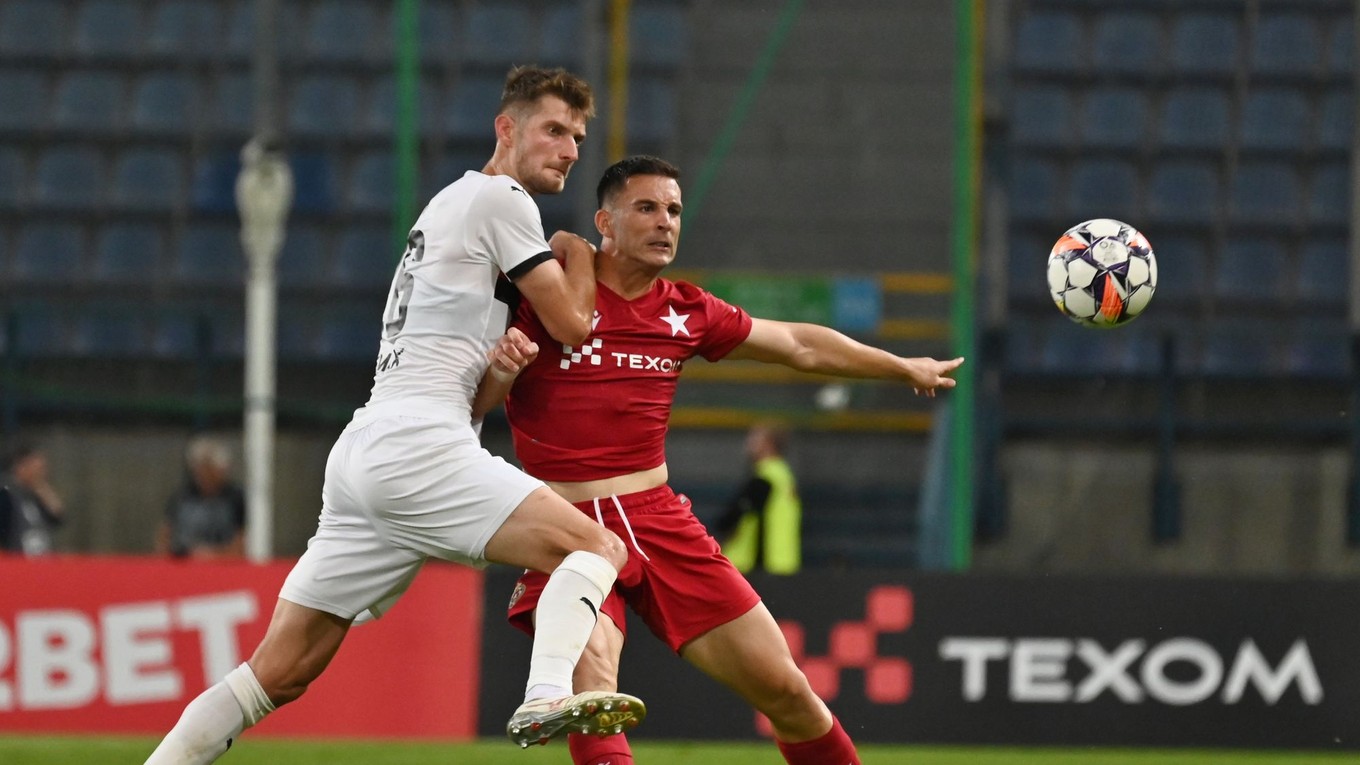 Sebastián Kóša (vľavo) v drese FC Spartak Trnava.