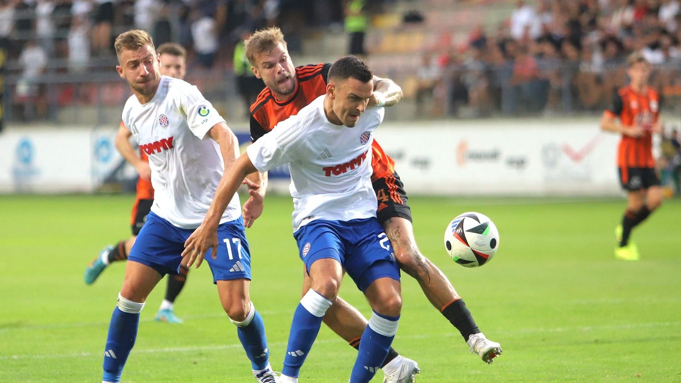 Fotka zo zápasu MFK Ružomberok - Hajduk Split.