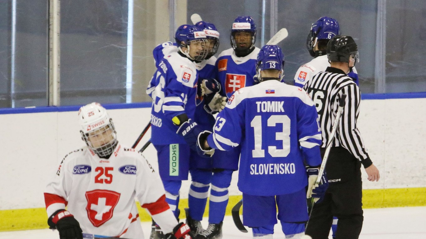 Momentka zo zápasu Slovensko - Švajčiarsko na Hlinka Gretzky Cupe 2024.
