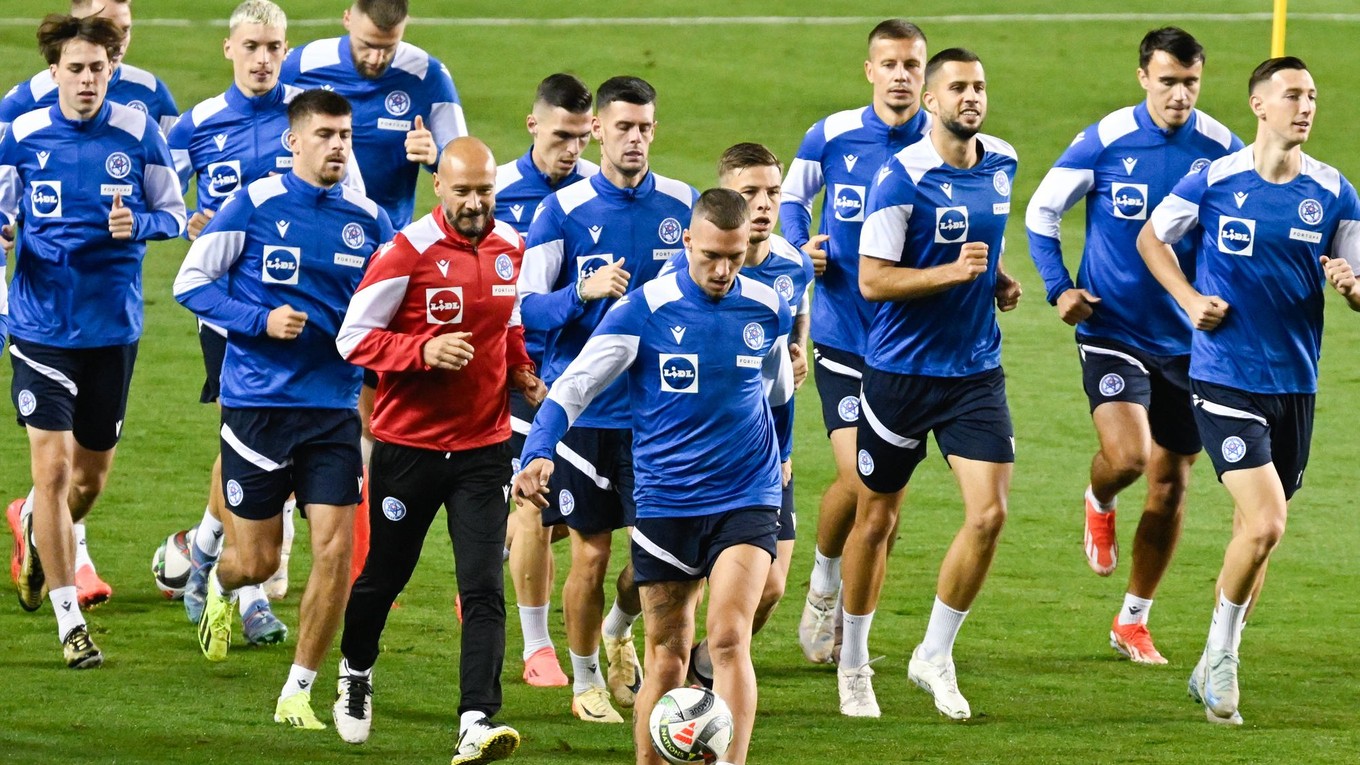 Lukáš Haraslín počas tréningu slovenskej futbalovej reprezentácie.
