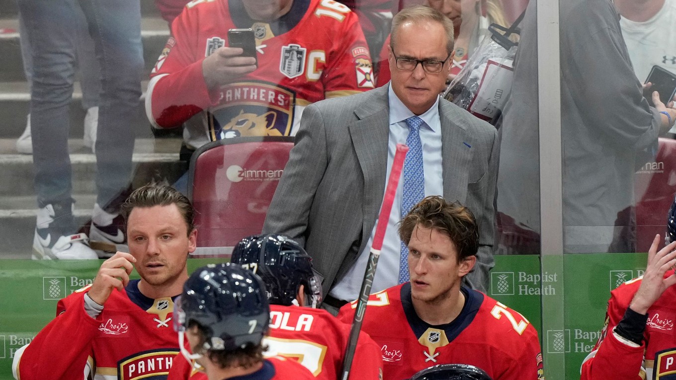 Tréner Florida Panthers Paul Maurice.