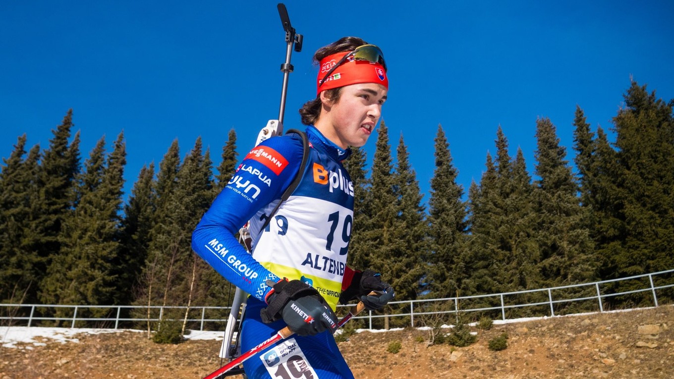 Na snímke slovenský biatlonista Artur Ischakov.