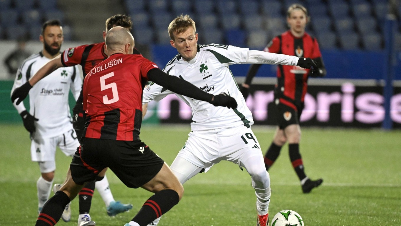 Fotka zo zápasu Vikingur Reykjavík - Panathinaikos Atény.