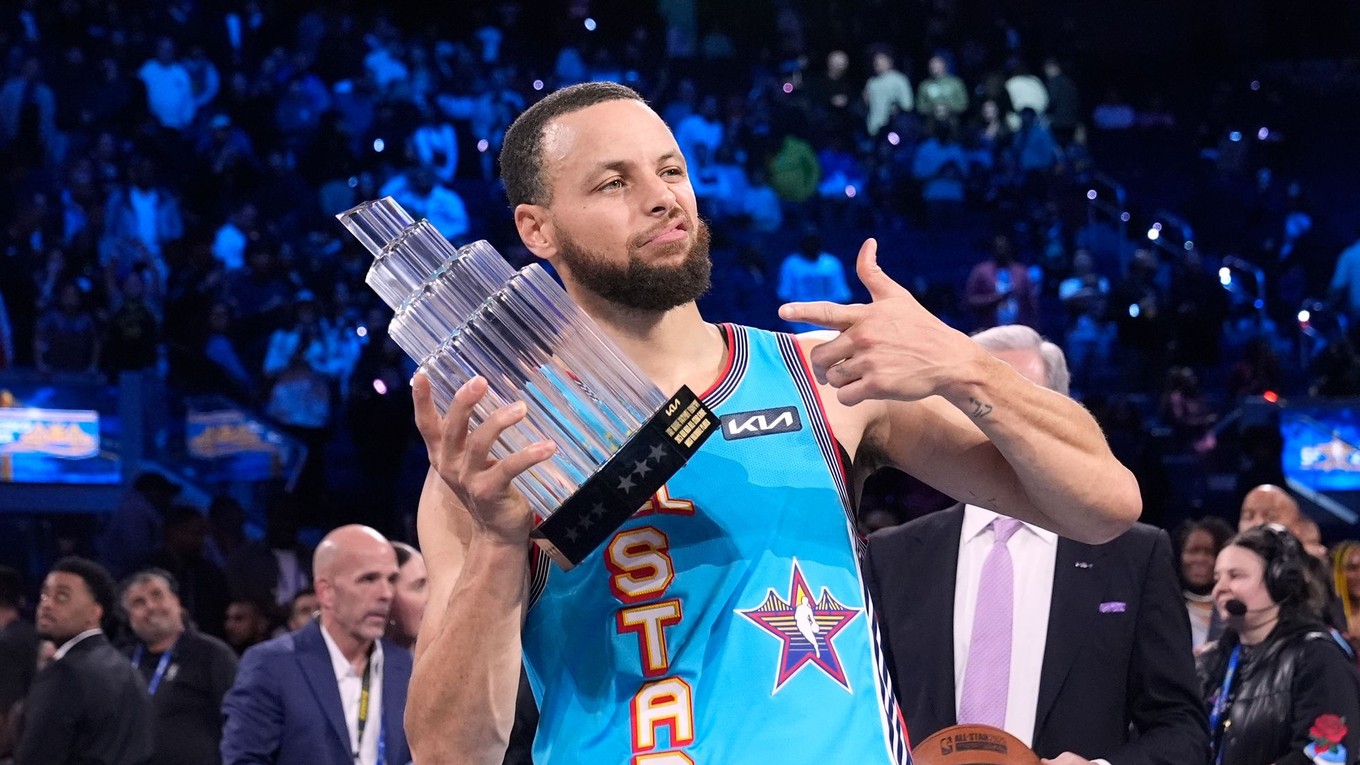 Stephen Curry s cenou MVP.