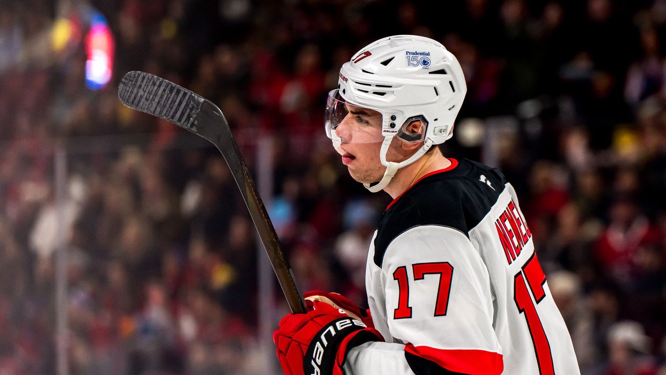 Slovenský hokejista Šimon Nemec.