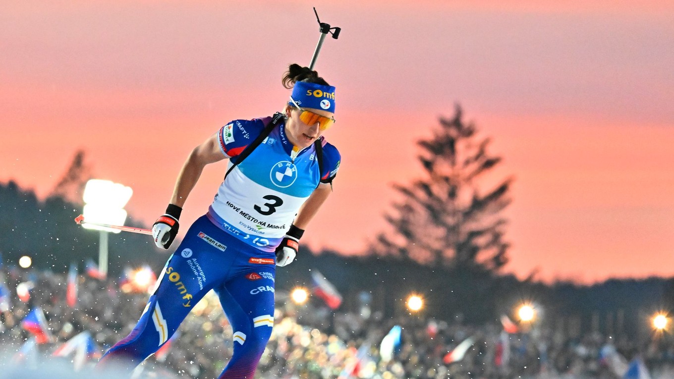 Julia Simonová v stíhacích pretekoch žien na 10 km v rámci 7. kola Svetového pohára v Novom Meste na Morave.