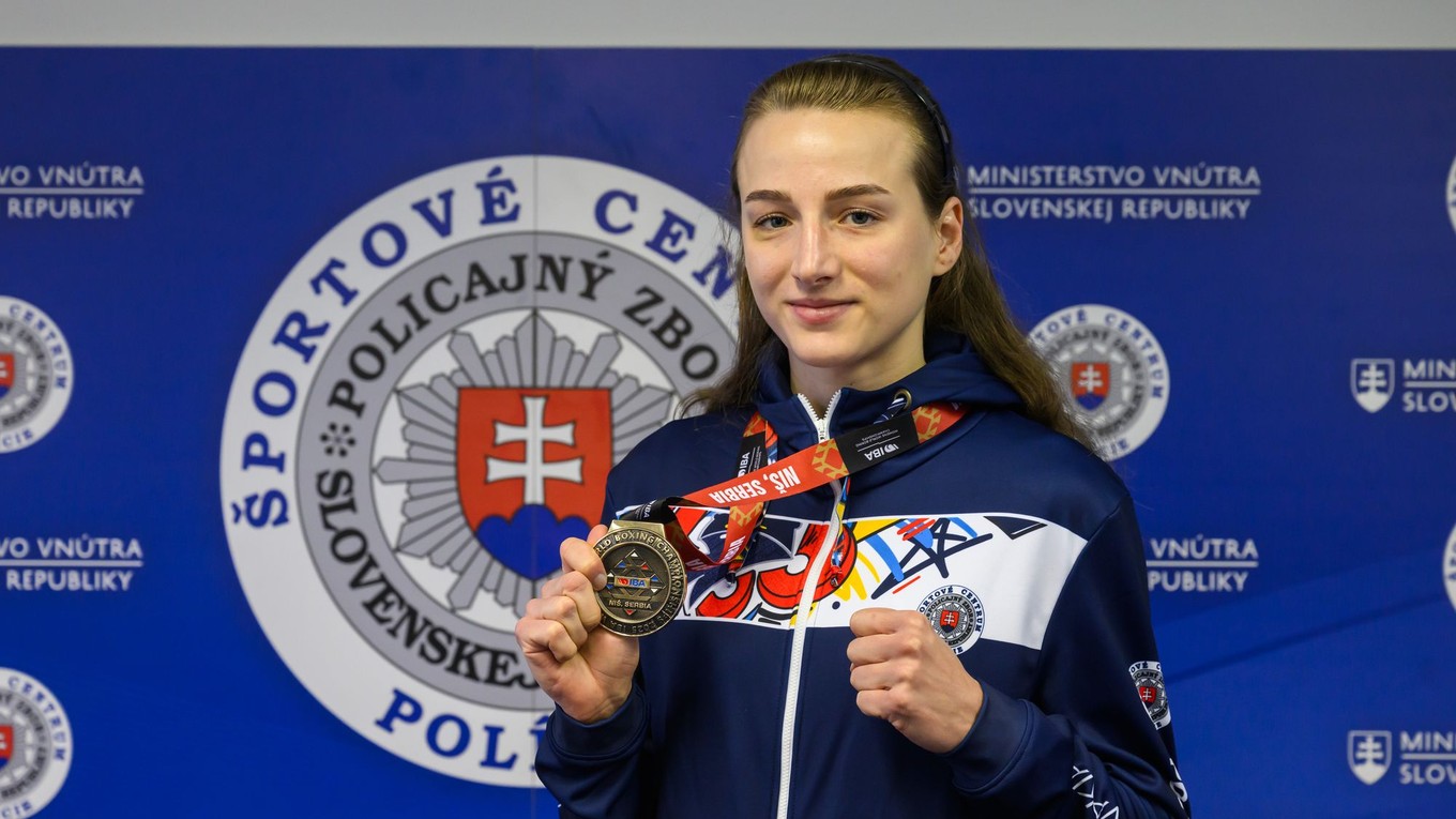 Boxerka Miroslava Jedináková počas po návrate z MS srbskom Niši