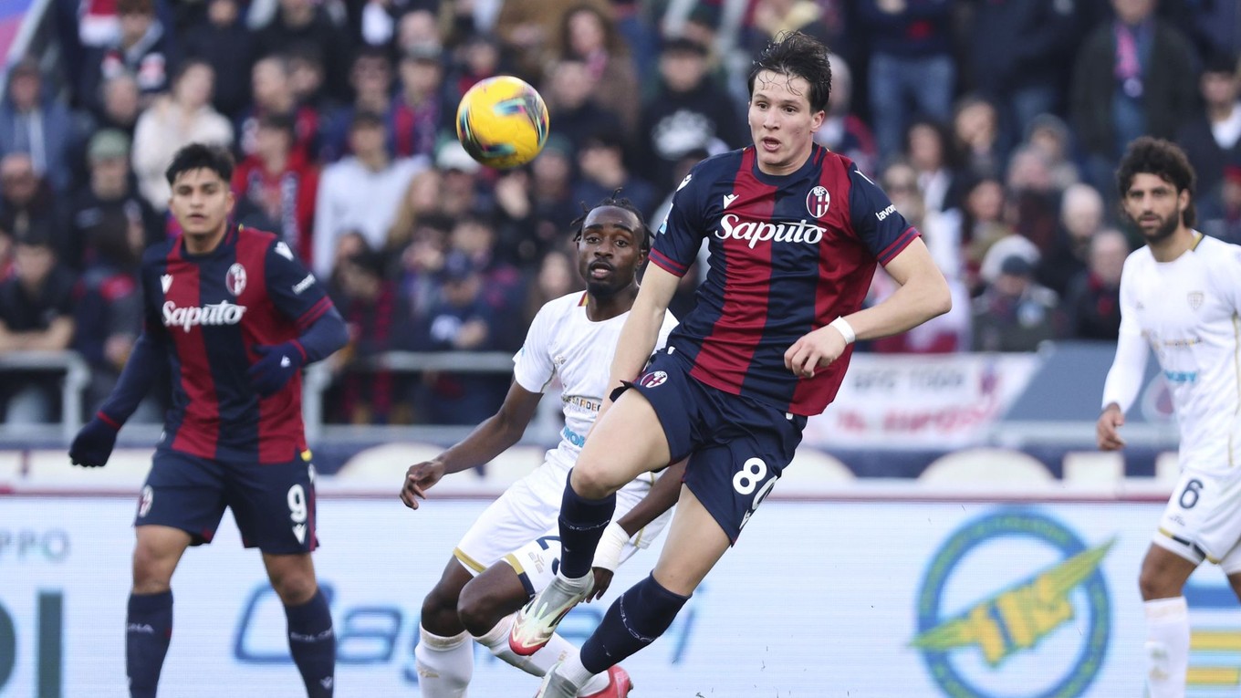 Fotka zo zápasu FC Bologna - Cagliari Calcio.