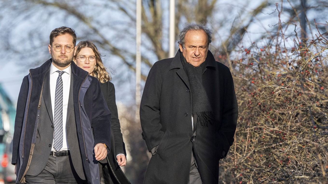 Michel Platini (vpravo). 