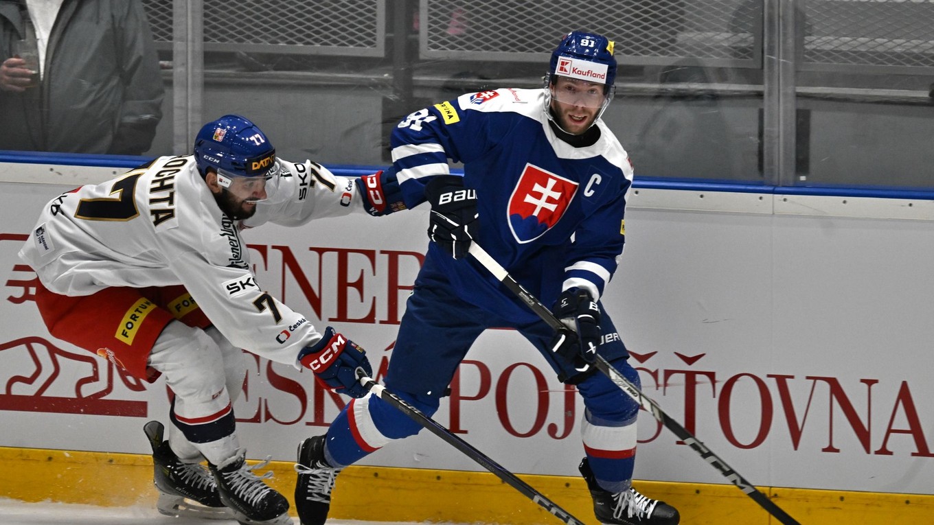 Matúš Sukeľ počas prípravného zápasu proti Česku.