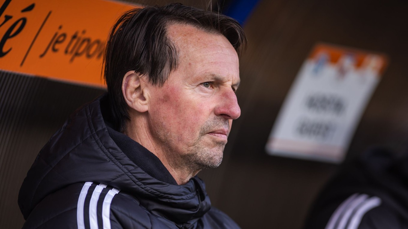 Na snímke hlavný tréner MFK Dukla Banská Bystrica František Straka.