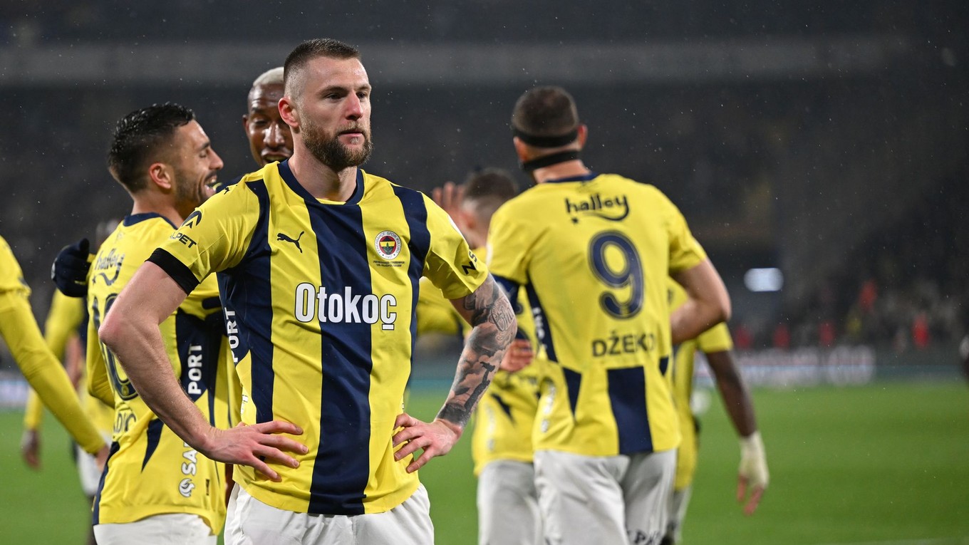 Milan Škriniar v drese Fenerbahce Istanbul.