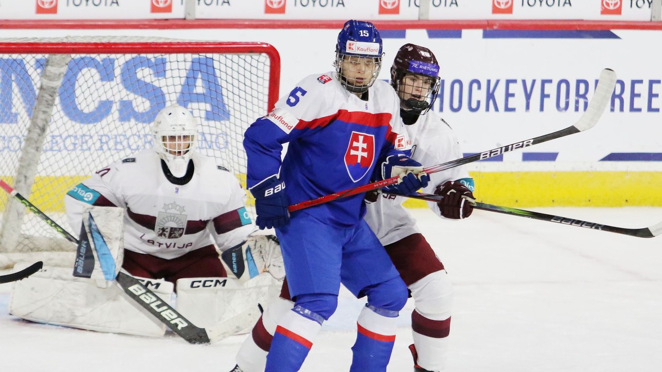 Andreas Straka v zápase Slovensko - Lotyšsko na MS 18.