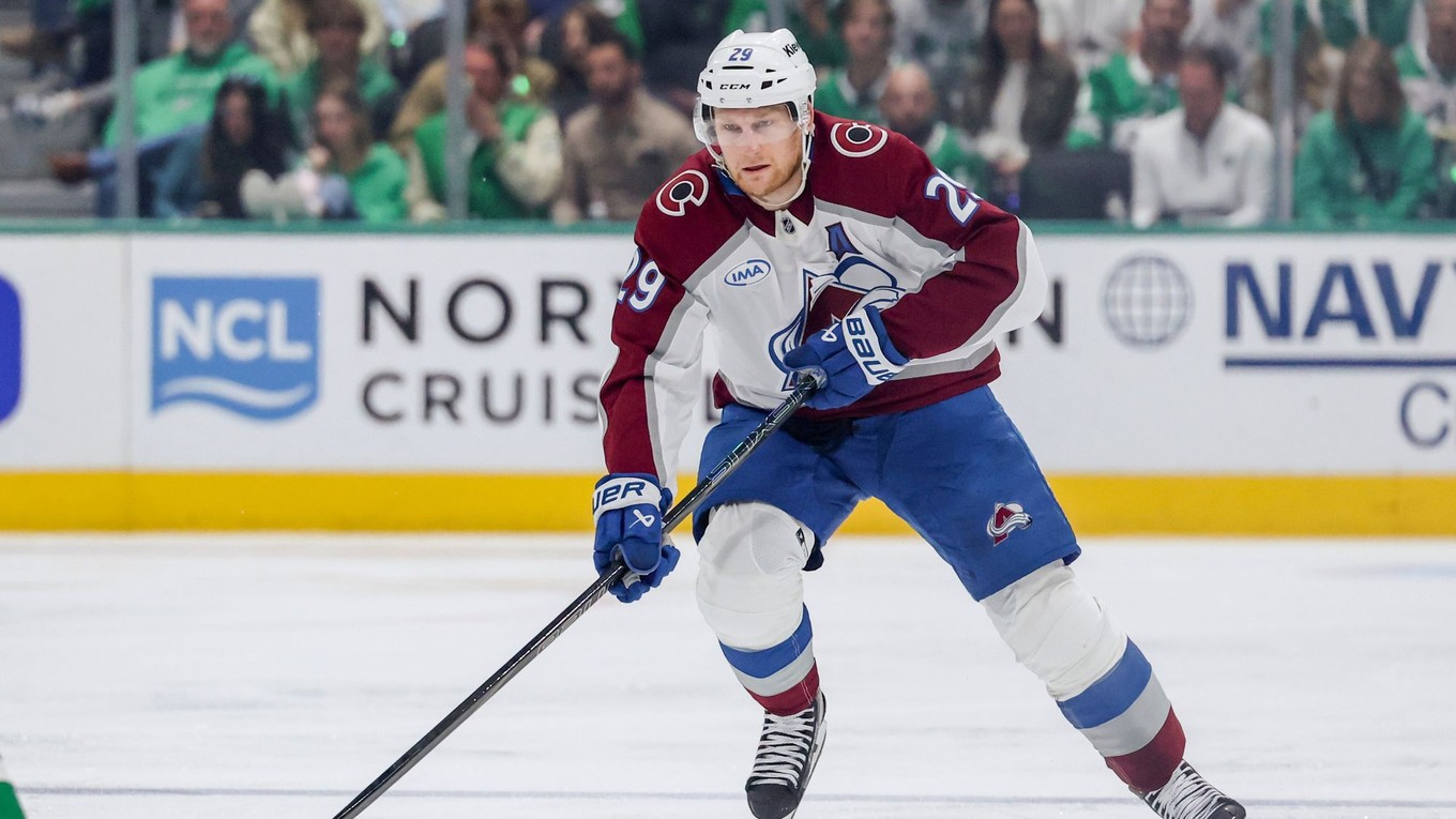 Nathan MacKinnon