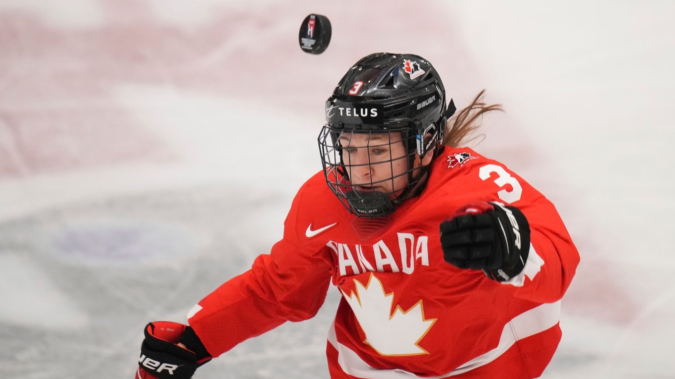 Jocelyn Larocqueová v drese Kanady na MS v hokeji žien 2025.