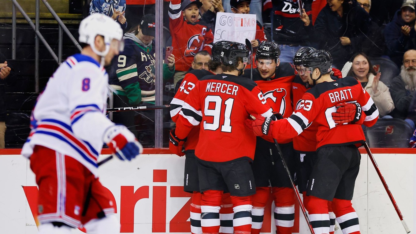 Radosť hráčov New Jersey Devils. 