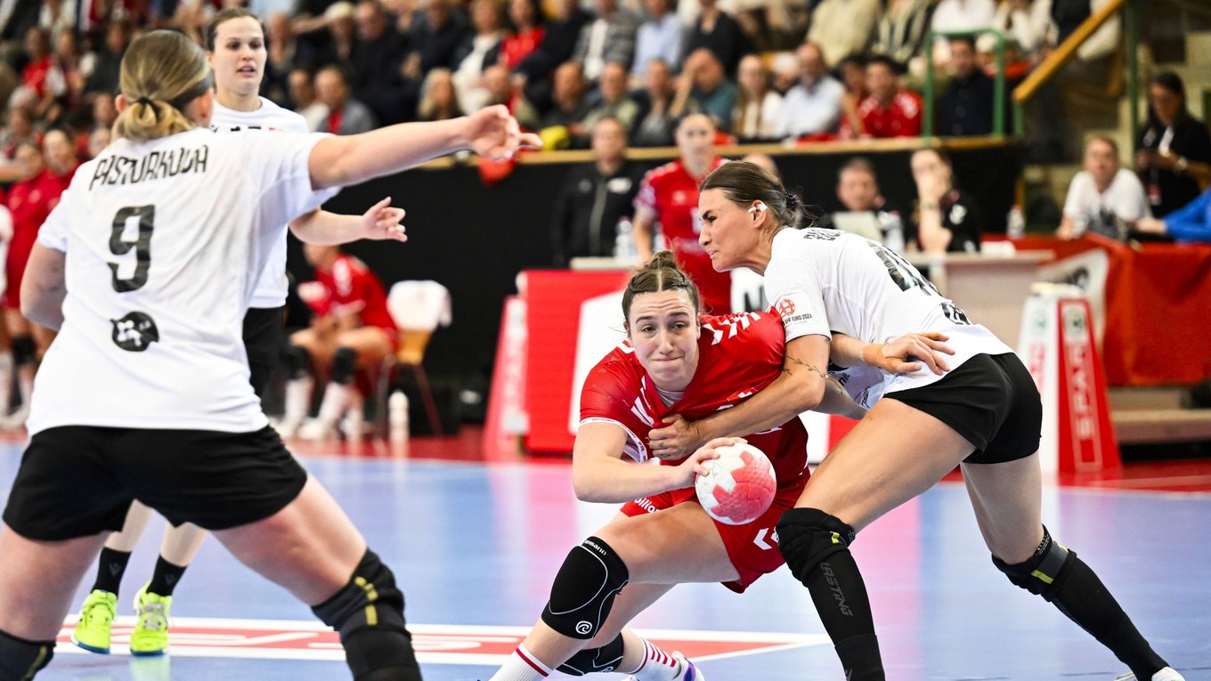 Fotka zo zápasu Švajčiarsko - Slovensko z baráže o MS.