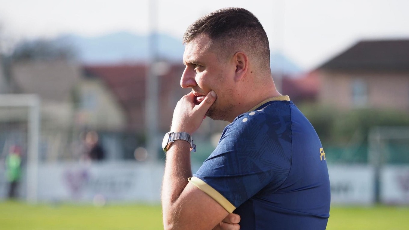 Tréner Volodymyr Vasylyev.