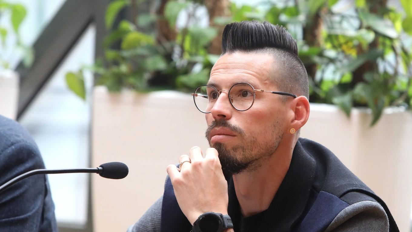 Marek Hamšík počas tlačovej konferencie.
